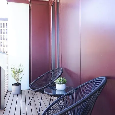 Exclusive 2-Bedroom Condo With Pool & Balcony Viena Exterior foto