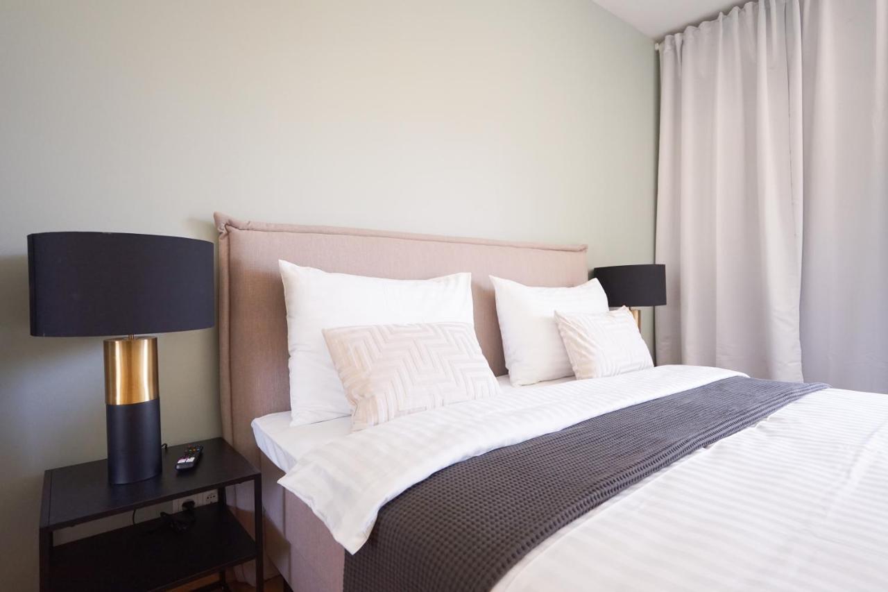 Exclusive 2-bedroom With Pool & Balcony Wien