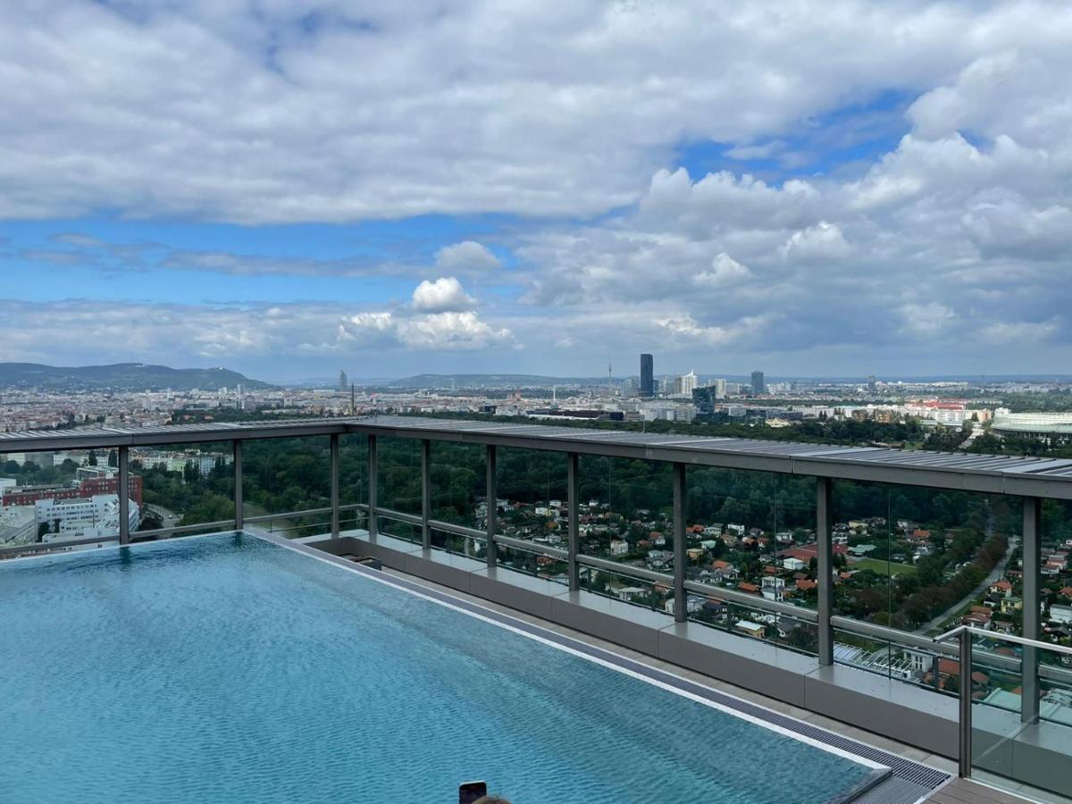 Apartamento Exclusive 2-bedroom With Pool & Balcony